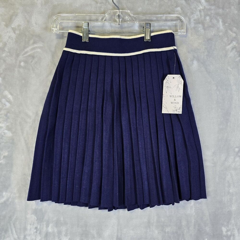 NWT Willow & Wind Pleated Mini Skirt Small Blue White Trim